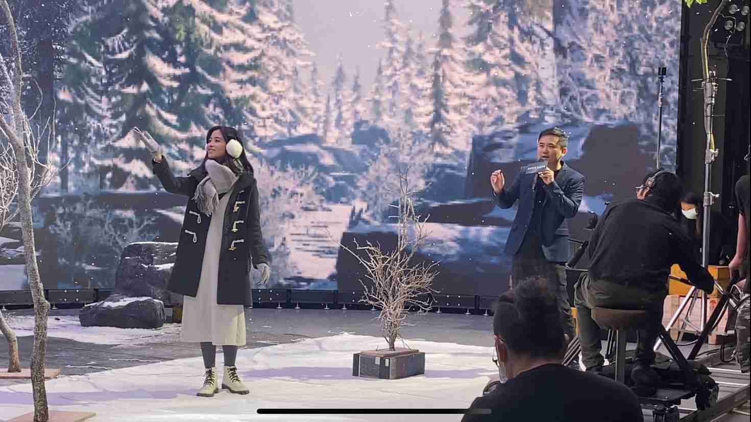 森林舞会以ALED先进显屏技术，，，，与金马奖视觉特效团队“再现影像”携手合作打造LED虚拟摄影棚，，提供沉浸式表演体验，，，，并精简拍摄成本与时间